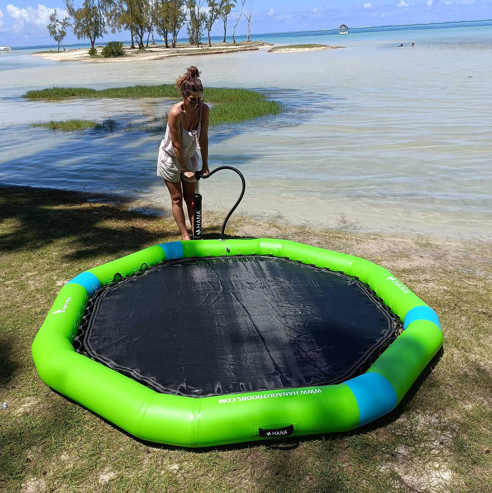 hana-party-pool-hamac-gonflable-6-personnes-vert-bleu image 4