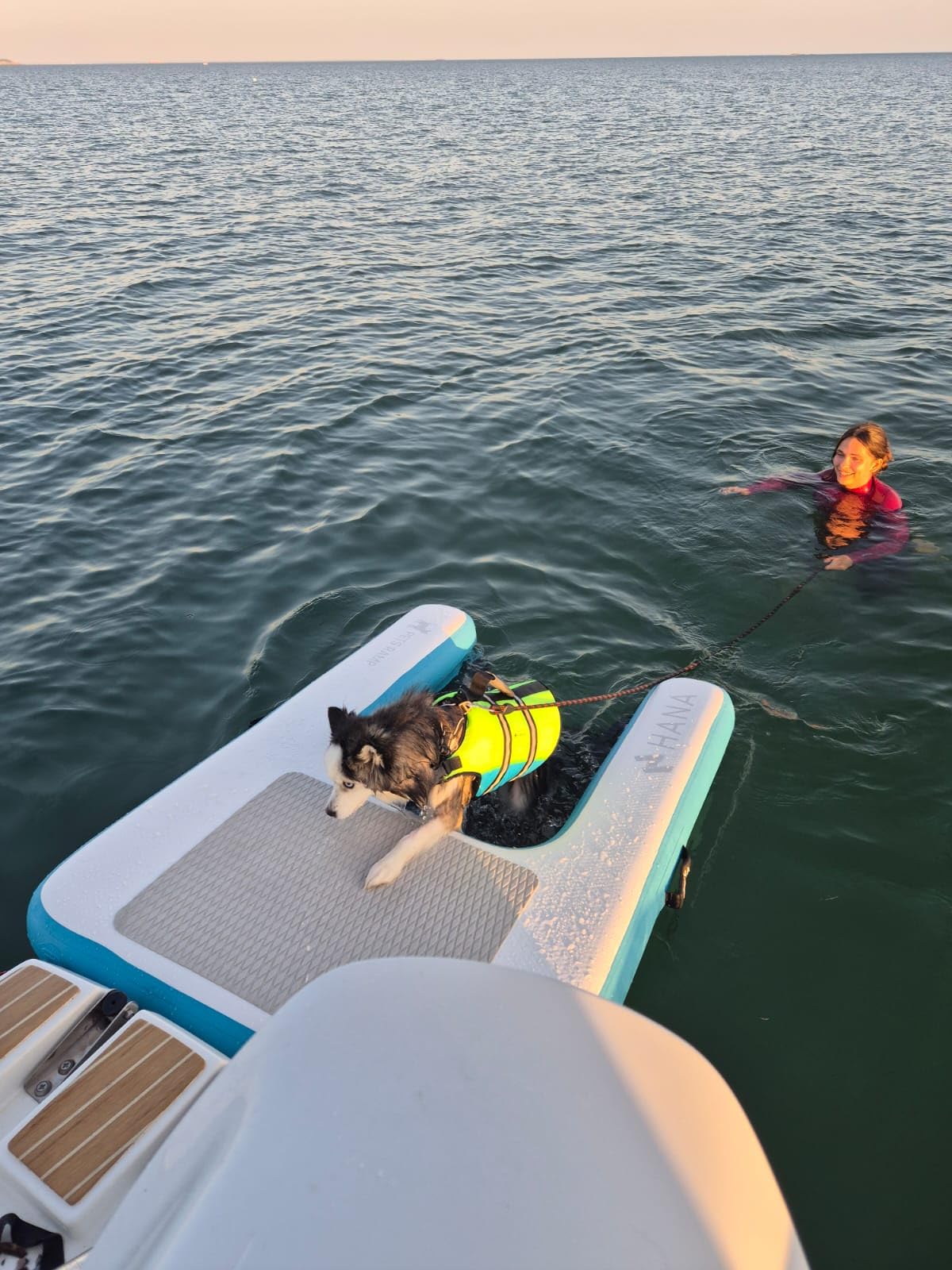 hana-outdoors-yachting-rampe-chien-gonflable-150x100-dropstitch image 3